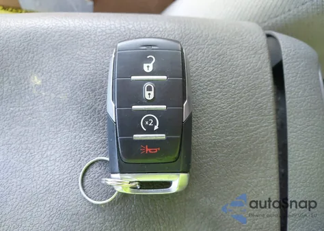 2020 Ram 1500 Big Horn 4X4 5'7 Box from USA, damaged, VIN 1C6SRFFTXLN212342